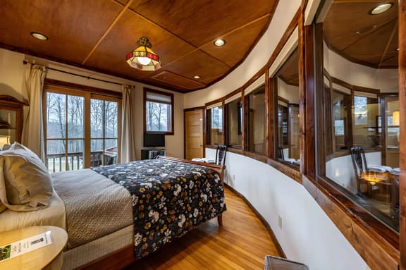 Crows Nest at  the White Lotus Eco Spa Retreat