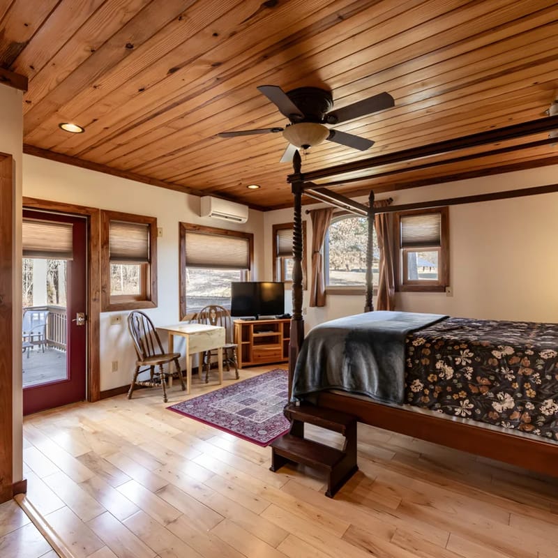 Suite Maharaja at the White Lotus Eco Spa Retreat